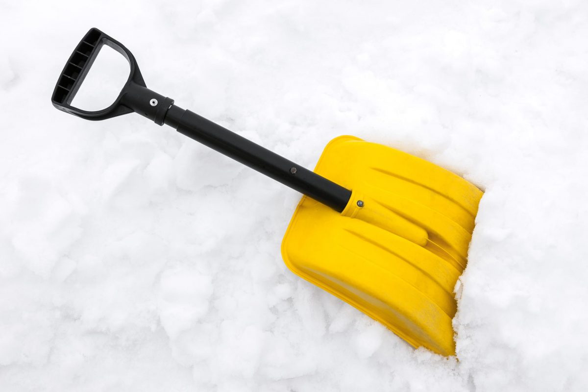 collapsible snow shovels